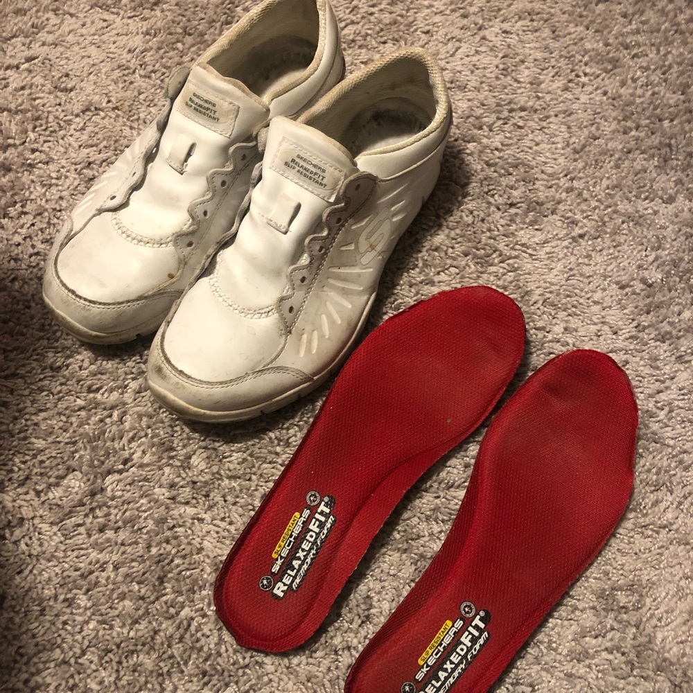 Used Hooters shoes